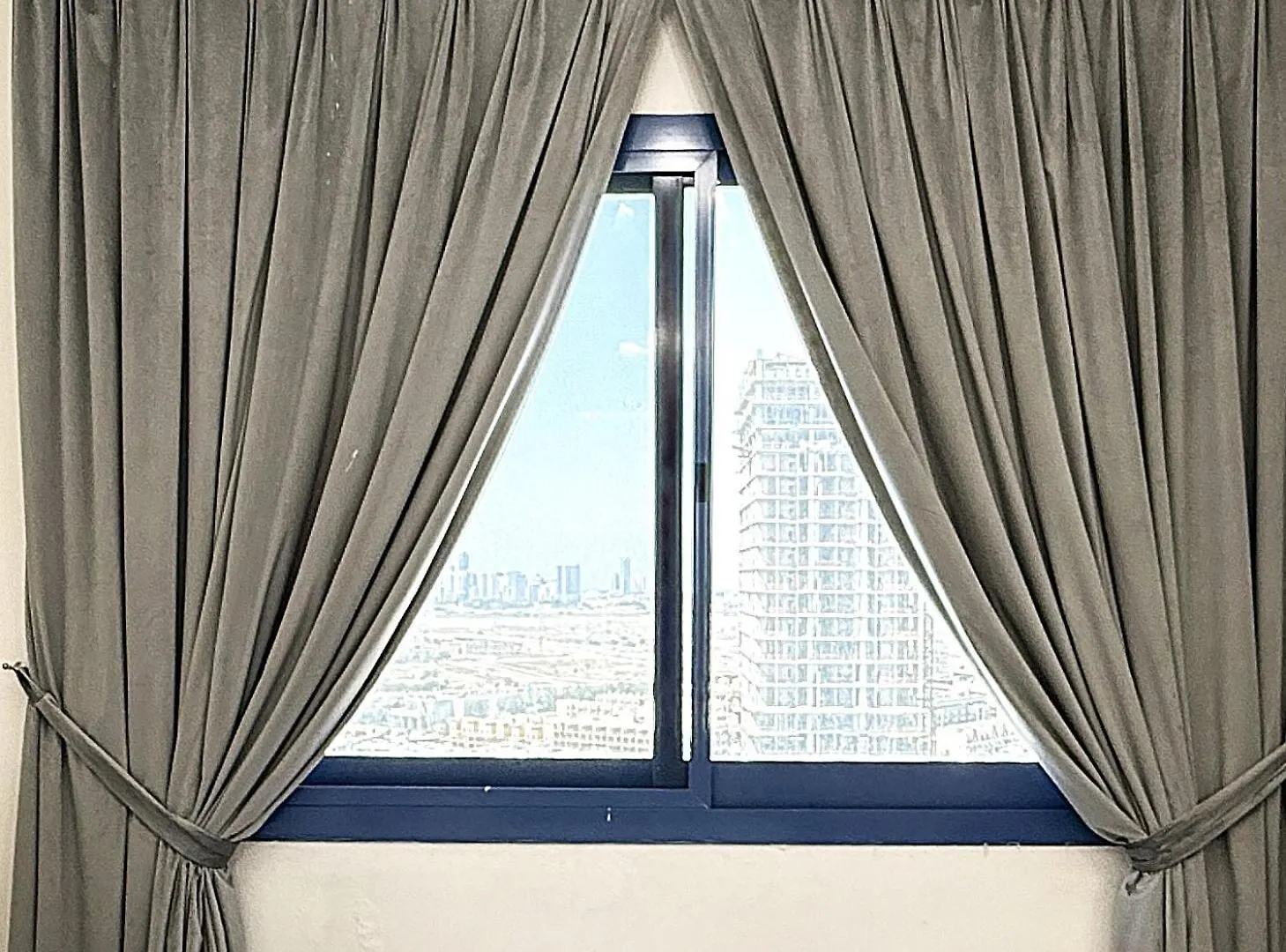 St-1908 Cozy Holiday Apartment In Jvc With Pool Access Dubaj 0*,